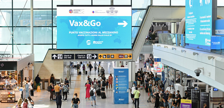 Il green pass non serve a nulla per volare negli Usa. Nemmeno ...