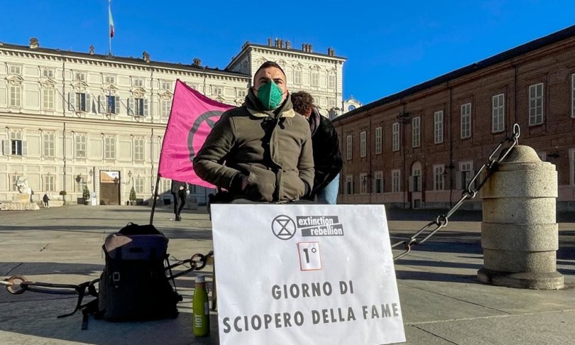 ragazzo Torino sciopero fame contro cambiamenti climatici