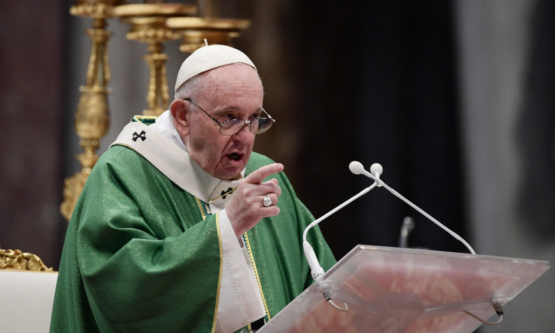 papa francesco su migranti dolore per chi muore in mare