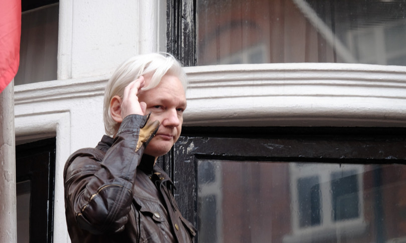 WikiLeaks prigionia parabola Assange