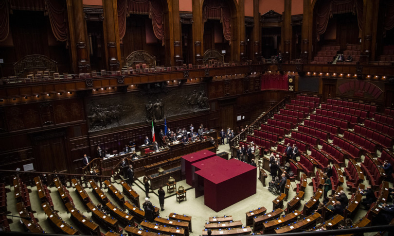 edicola quirinale colle e governo doppio nodo sciogliere