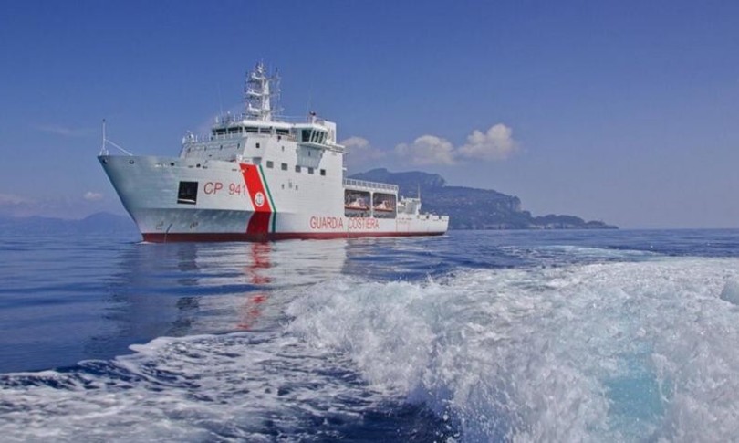 migranti morti di freddo lampedusa