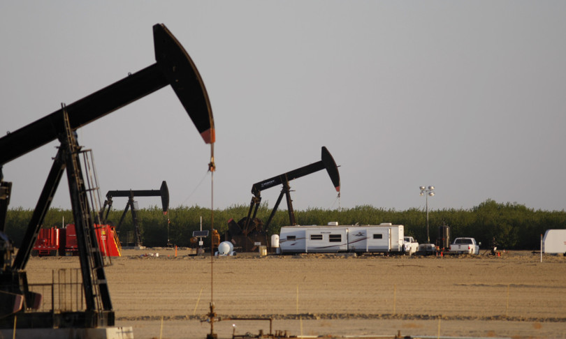 petrolio perche puo arrivare a 100 dollari al barile
