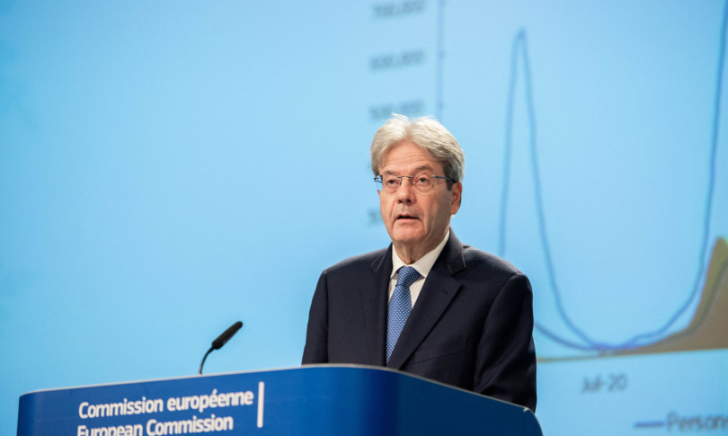 ue prezzi energia e inflazione frenano crescita