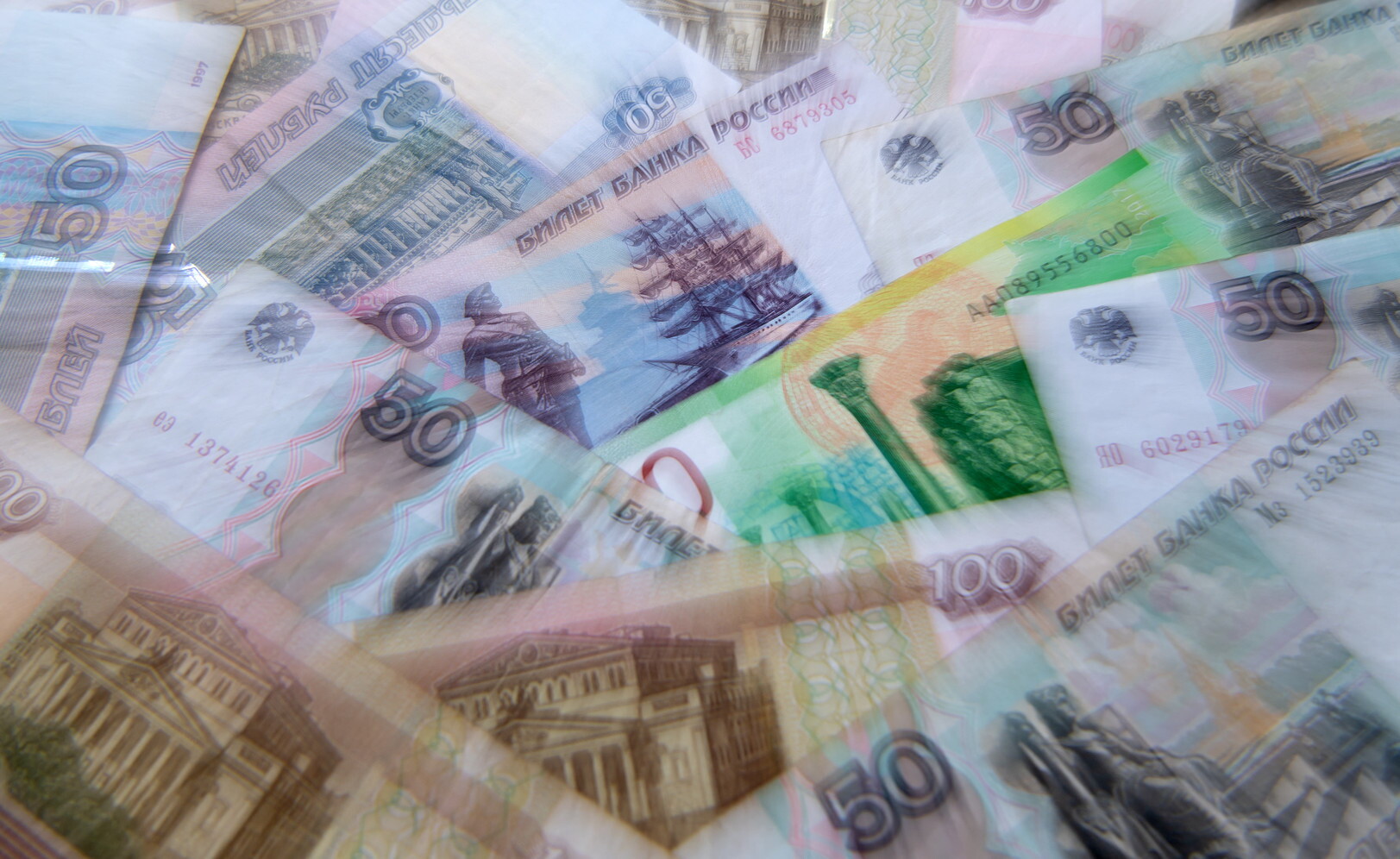 Lo stipendio in Italia è sotto la media Ue: solo 33.523 euro