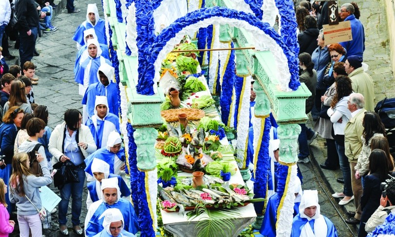 pasqua venerdì santo procida processione misteri