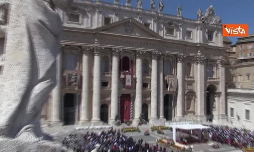 Pasqua A San Pietro Il Papa Solo Ges Risorto Oggi Pu Annunciarci 