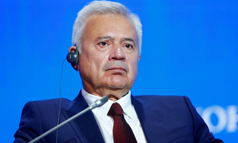 Vagit Alekperov oligarca chiede fine guerra