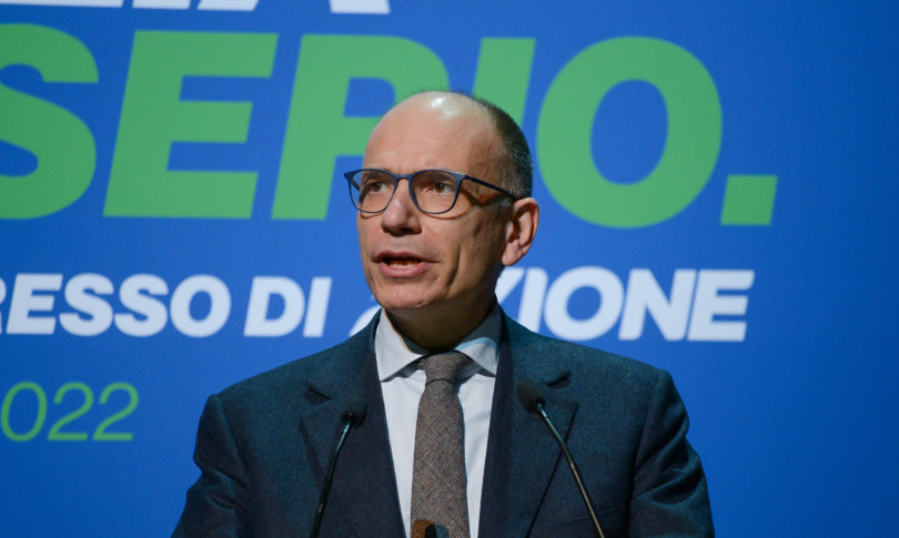 enrico letta siamo per embargo totale a mosca