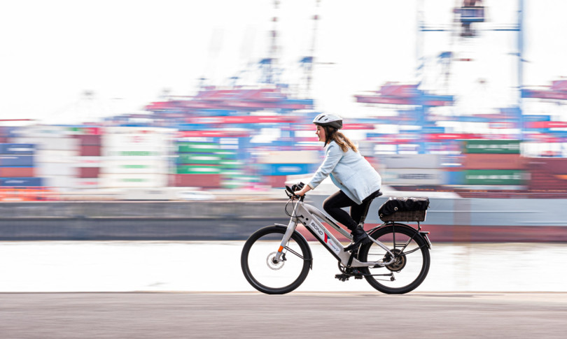 caro carburanti boom acquisti biciclette elettriche