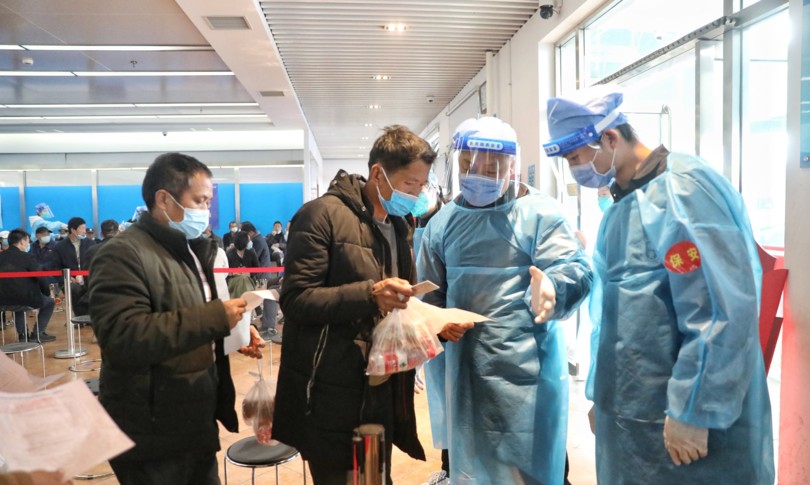 approccio opposto contrasto covid pechino taiwan