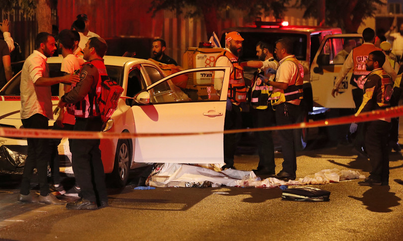 Israele almeno 3 morti 4 feriti attacchi Elad