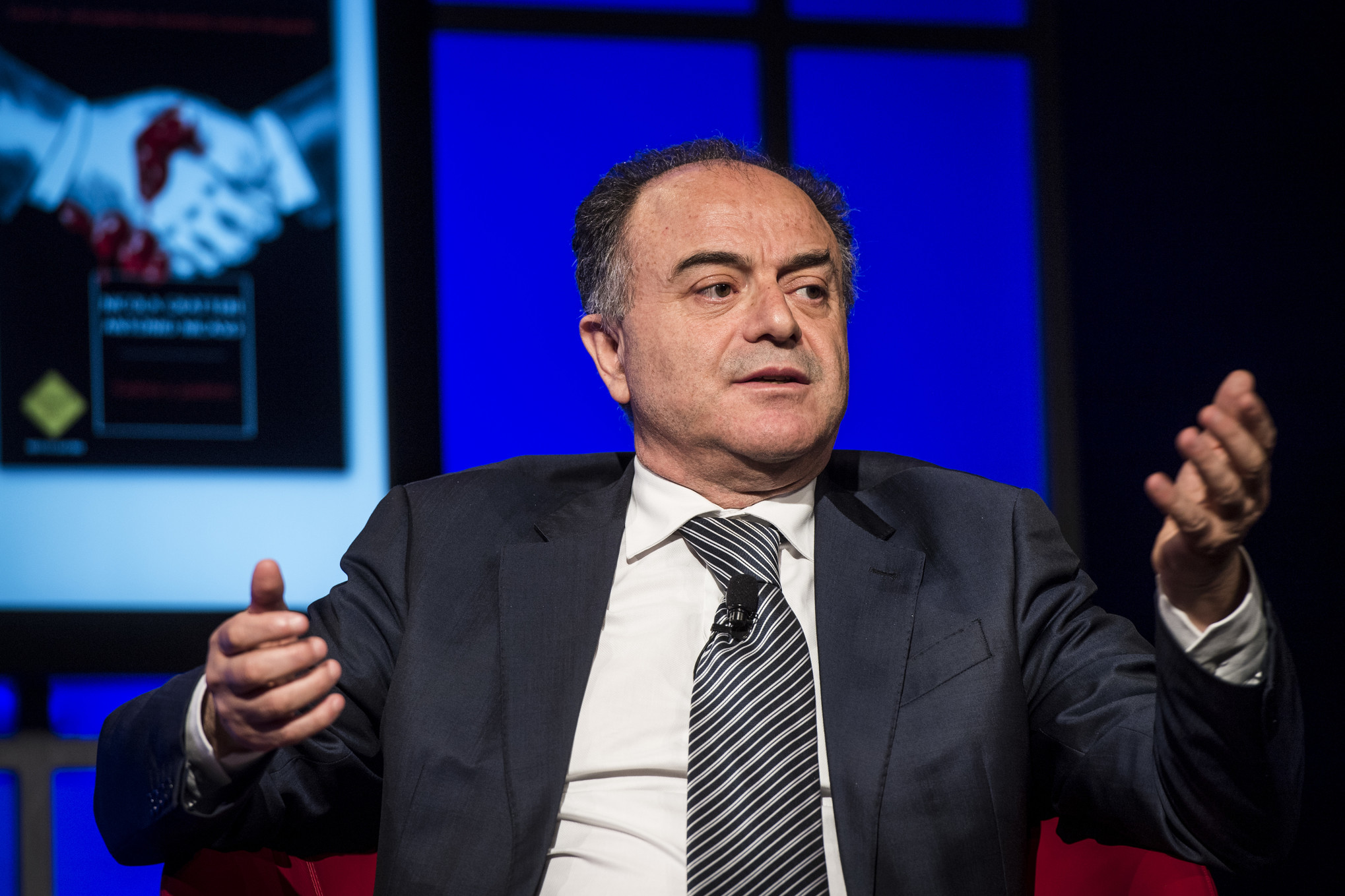 "Al referendum voteranno per il sì gli imputati e la massoneria deviata", è bufera su Gratteri