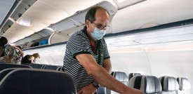 La mascherina in aereo non è più obbligatoria
