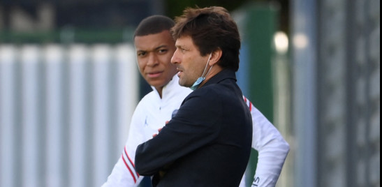 Il Paris Saint-Germain conferma Mbappé e licenzia il direttore sportivo Leonardo