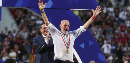 È stata riconsegnata la medaglia scudetto rubata a Pioli