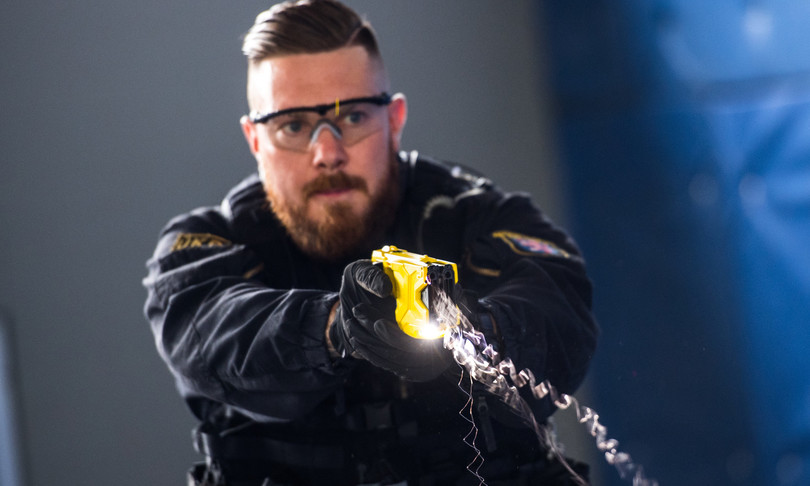 Taser arma inutile potenzialmente letale
