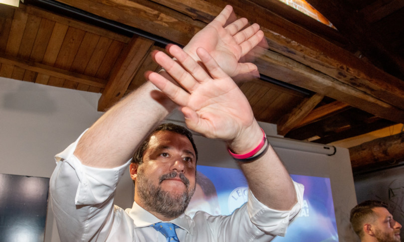 infinita polemica viaggio Salvini Mosca
