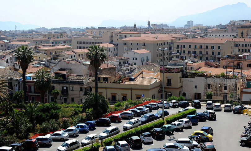biologa assunta 8 anni di ritardo regione la risarcisce