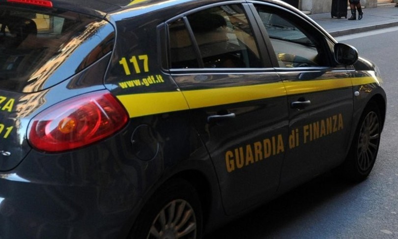 italia congelati 1,7 miliardi beni a 14 cittadini russi
