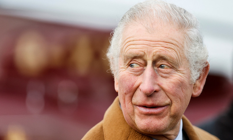 Gb principe Carlo prese 3 mln euro contanti da sceicco Qatar