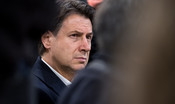 Conte un’ora da Mattarella ma niente crisi. Palazzo Chigi: "Mai chiesto di rimuovere il leader del M5s"