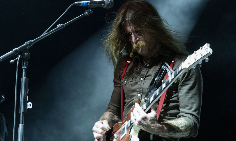 Eagles furto Hotel California 3 sotto accusa