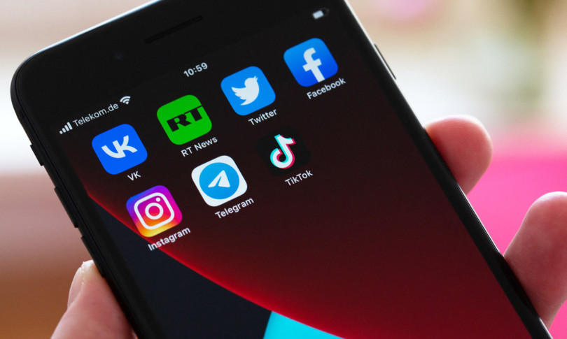 social media minaccia democrazia