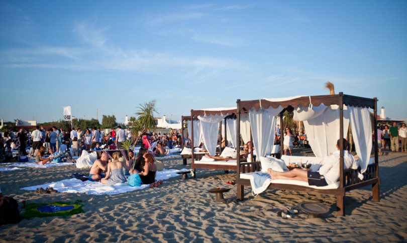 vacanze chilometri zero estate rapporto enit