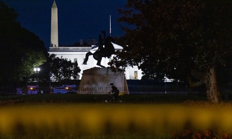 usa fulmine casa bianca quattro feriti gravi