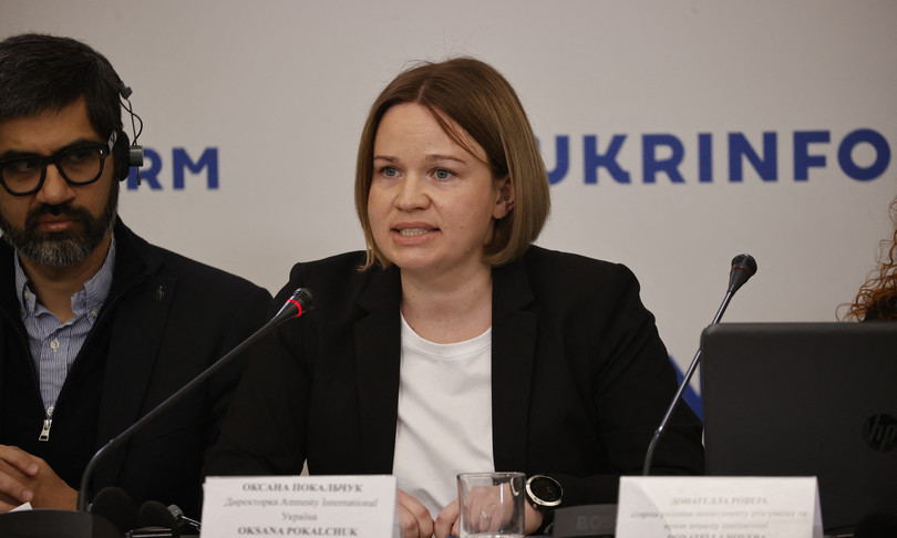 capo ufficio amnesty ucraina lascia accusa propaganda russa