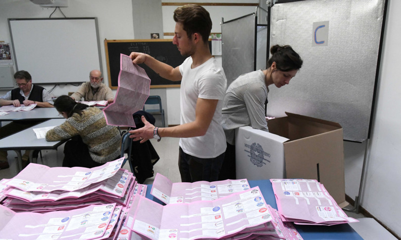elezioni firme tempi simboli corsa contro tempo