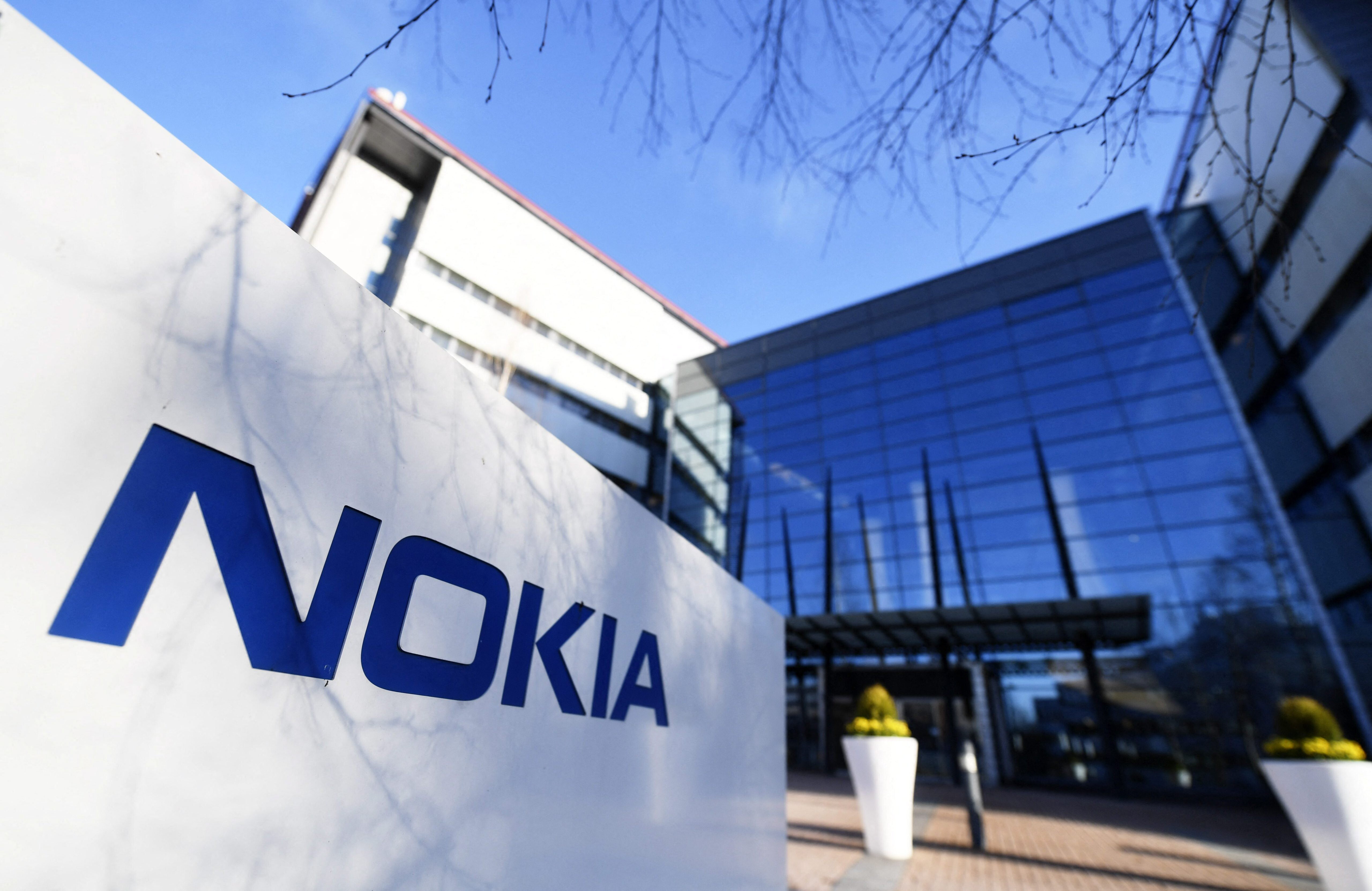 Anche Nokia vuole lasciare la Borsa di Parigi