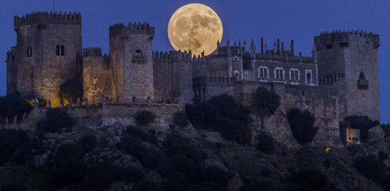 L'ultima superluna dell'anno sarà accompagnata dallo sciame delle Perseidi