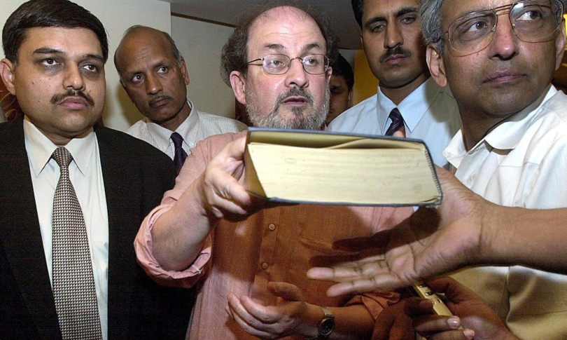 rushdie dagli esordi alla fatwa per i versetti