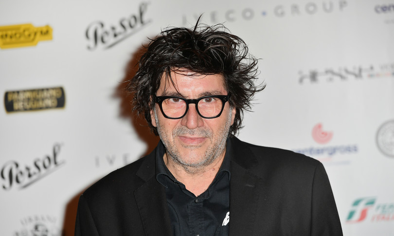cinema morto carri armati russi per svegliarlo