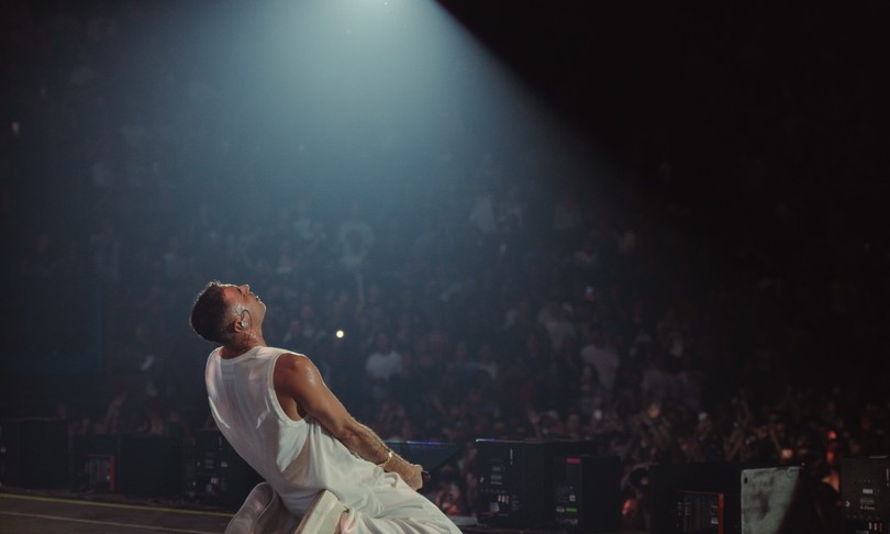 marracash riparte con persone tour show imperdibile fenomeno rap