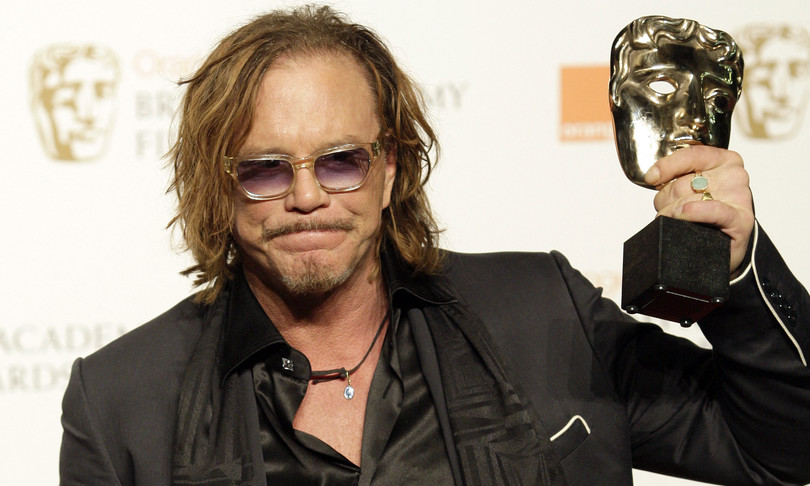 mickey rourke 70 anni vita spericolata ritocchi devastanti