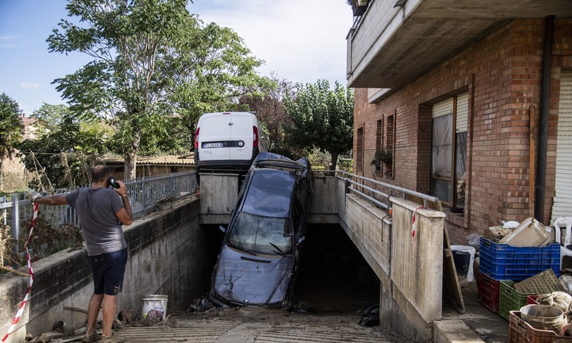 Maltempo meteo sabato temporali venti forti
