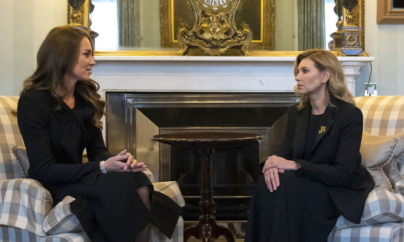 Elisabetta II: Kate Middleton incontra Olena Zelenska