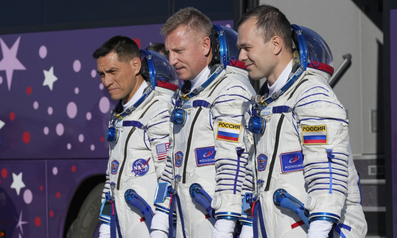 astronauta americano partito cosmonauti russi bordo Soyuz