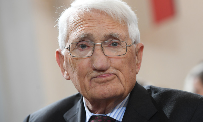 elogio filosofo habermas media digitali
