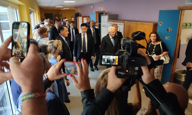 elezioni mattarella leader a voto meloni rinvia per ressa