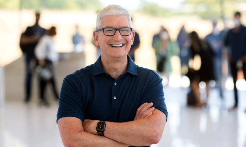 apple tim cook laurea napoli