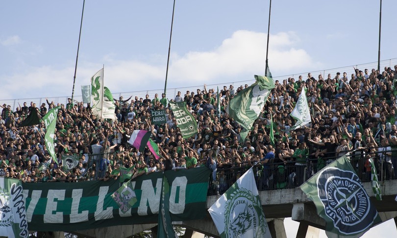 calcio minacce per figli in campo avellino lega pro
