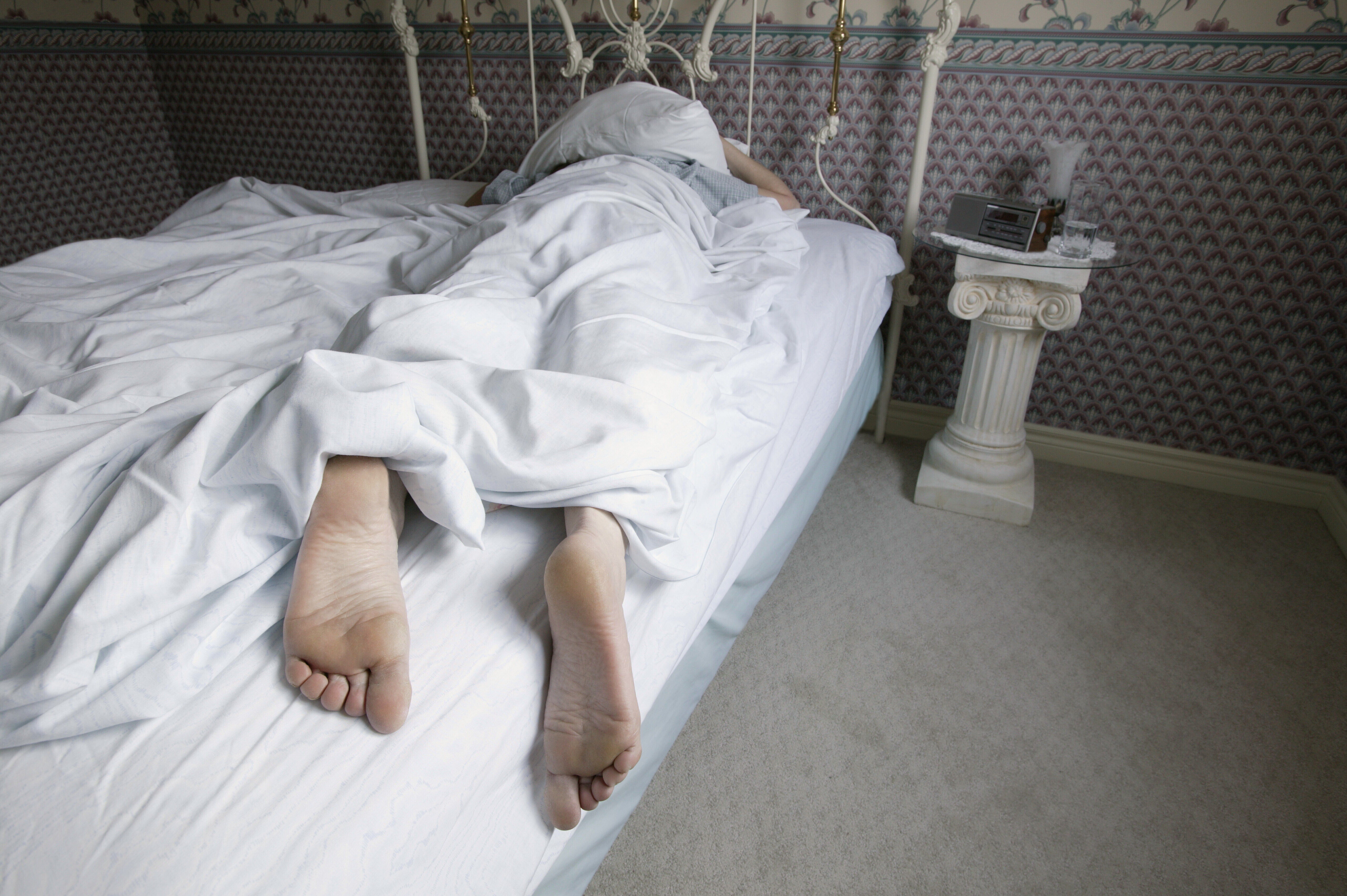 Perché il sonno profondo rafforza muscoli e ossa