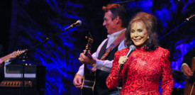 Addio a Loretta Lynn, leggenda della musica country