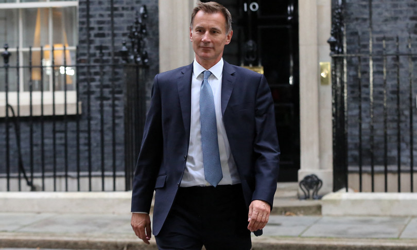Hunt annulla quasi tutte misure fiscali Kwarteng