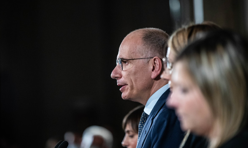 partiti opposizione governo scontri allontanamento pd terzo polo