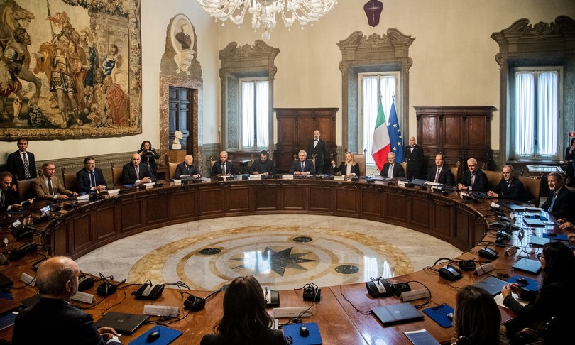 nadef in cdm almeno 15 miliardi su bollette